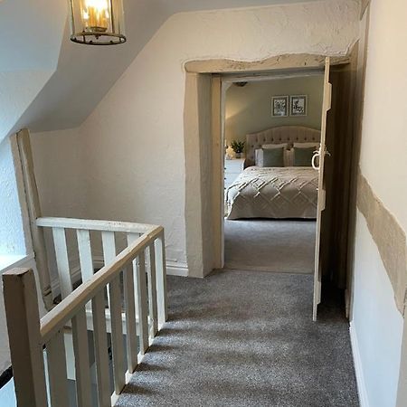 Canalside Cottage In The Heart Of Llangollen. エクステリア 写真