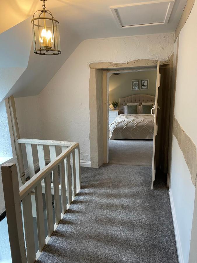 Canalside Cottage In The Heart Of Llangollen. エクステリア 写真