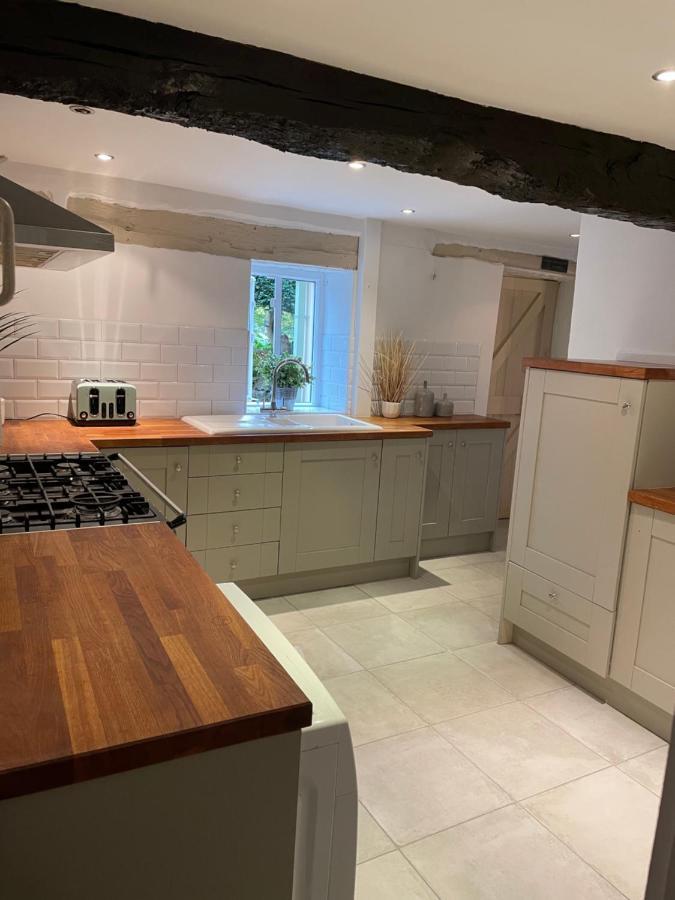 Canalside Cottage In The Heart Of Llangollen. エクステリア 写真