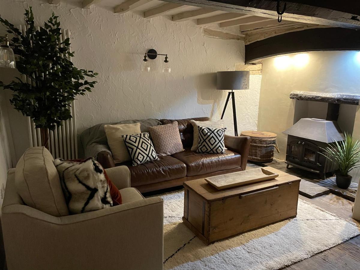 Canalside Cottage In The Heart Of Llangollen. エクステリア 写真